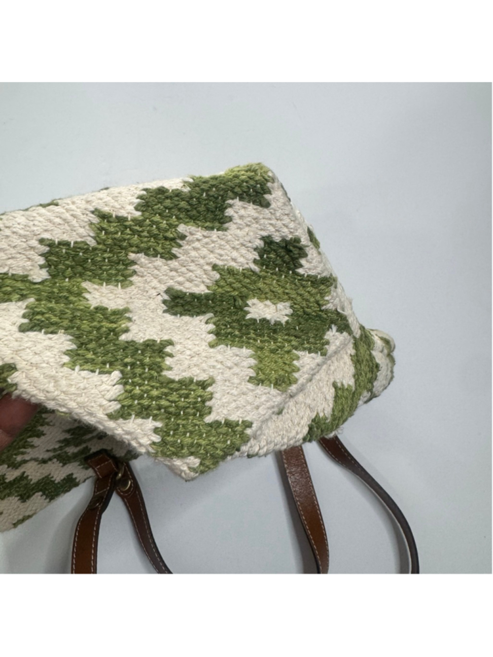 Patricia Nash Hand Loomed
Cotton Weave Chennai Tote
Green Beach Bohemian Large - Picture 11 of 12